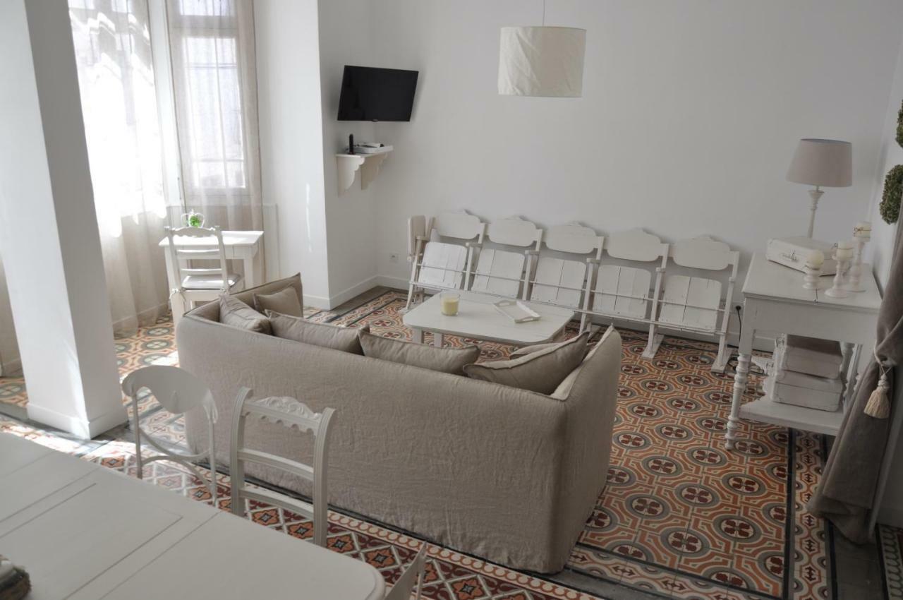 Le 27 Perpignan Exterior foto